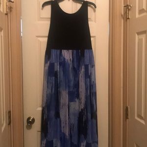 Women’s Petite Maxi Dress